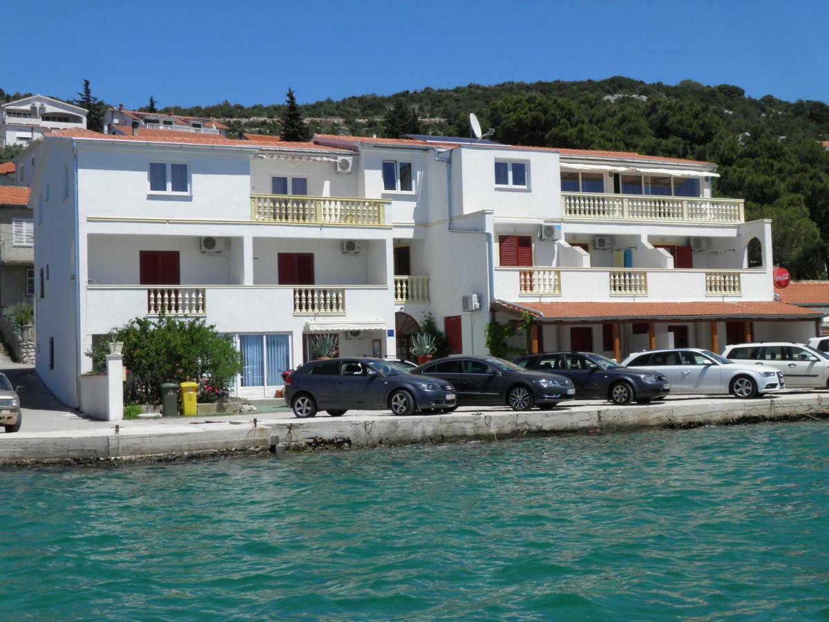 Apartmani Prova 티스노 외부 사진